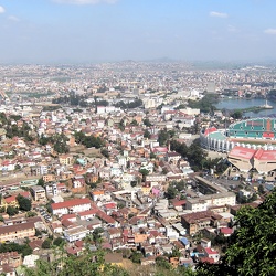  1.  Antananarivo - Antsirabe